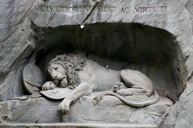 世界上最傷感、最感人的石雕—盧森之獅【原創(chuàng)】 - 晚霞映天 - 晚霞映天的博客